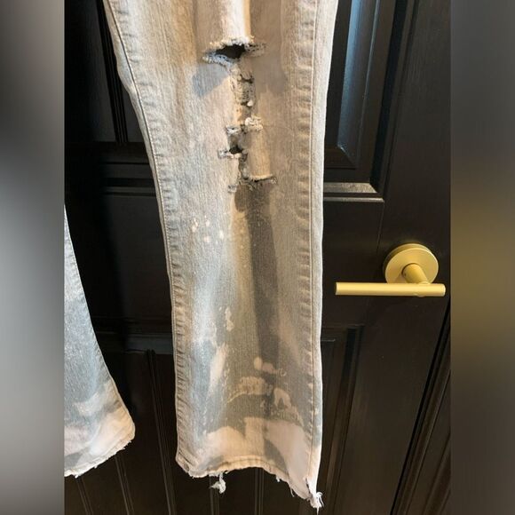 Levi’s Vintage 515 Distressed and Bleached Boot Cut Jeans | Size 14 - Picture 2 of 10